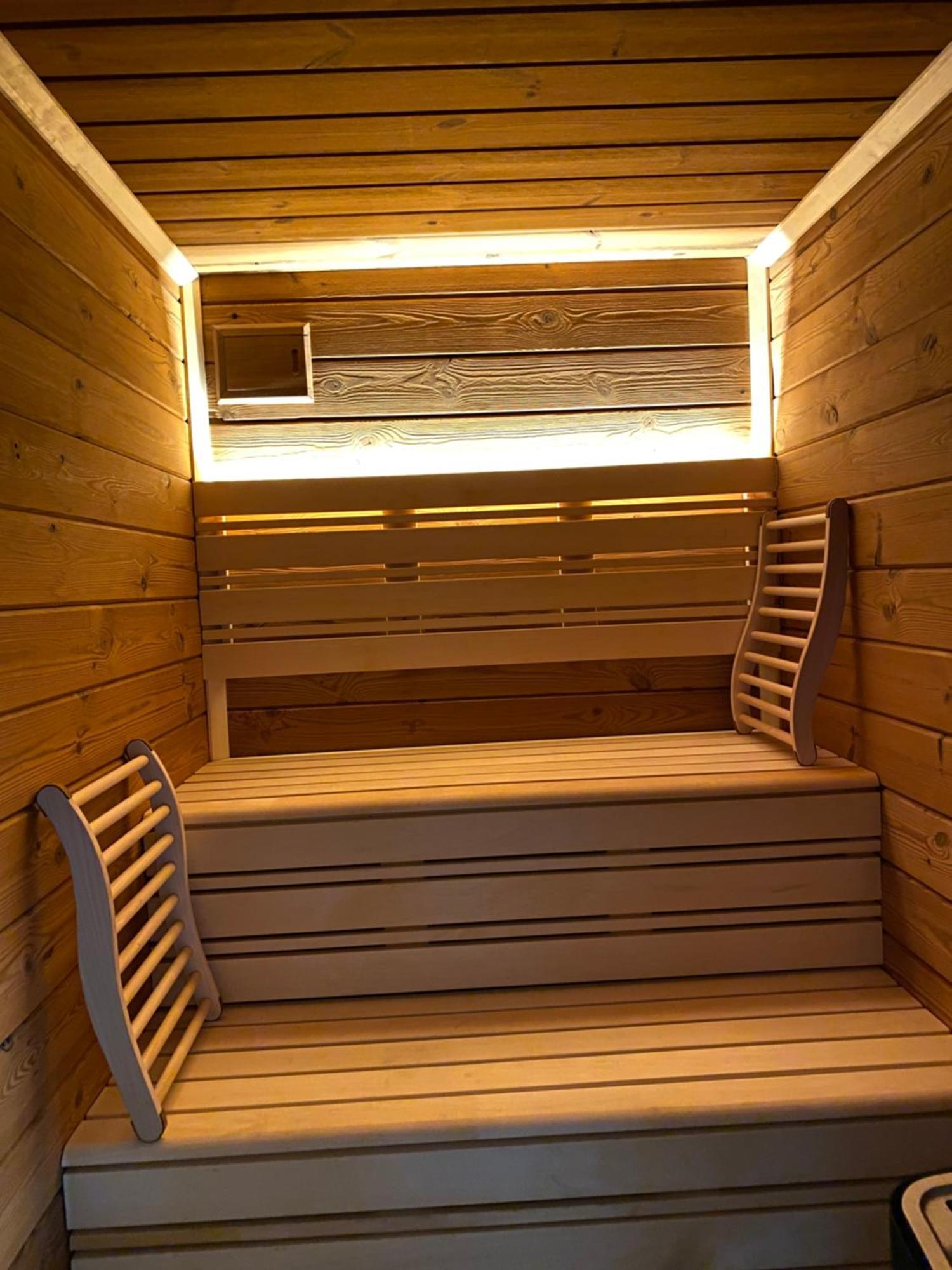 Private Wellness Suiten Mit Whirlpool Essen Dış mekan fotoğraf