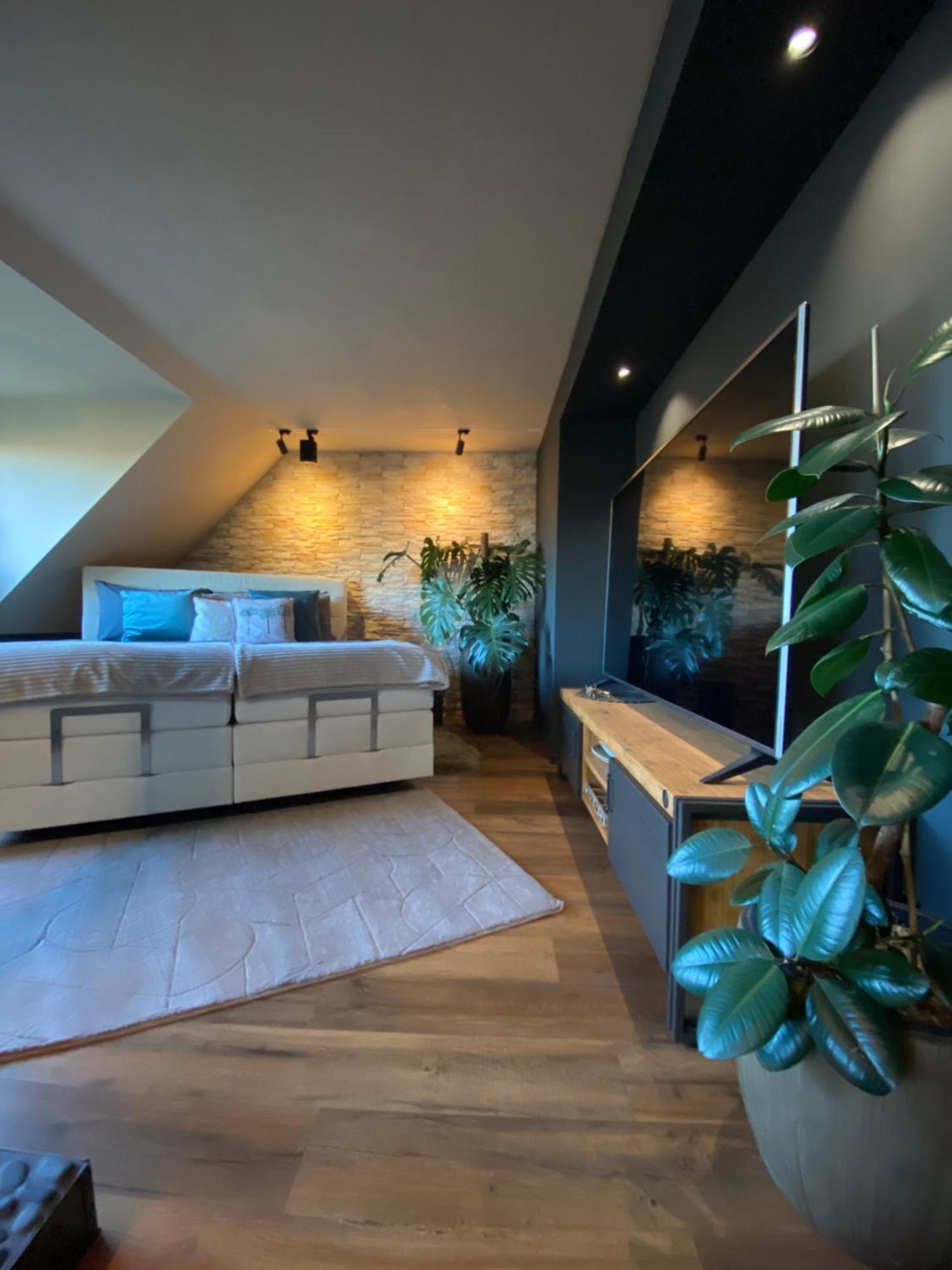 Private Wellness Suiten Mit Whirlpool Essen Dış mekan fotoğraf